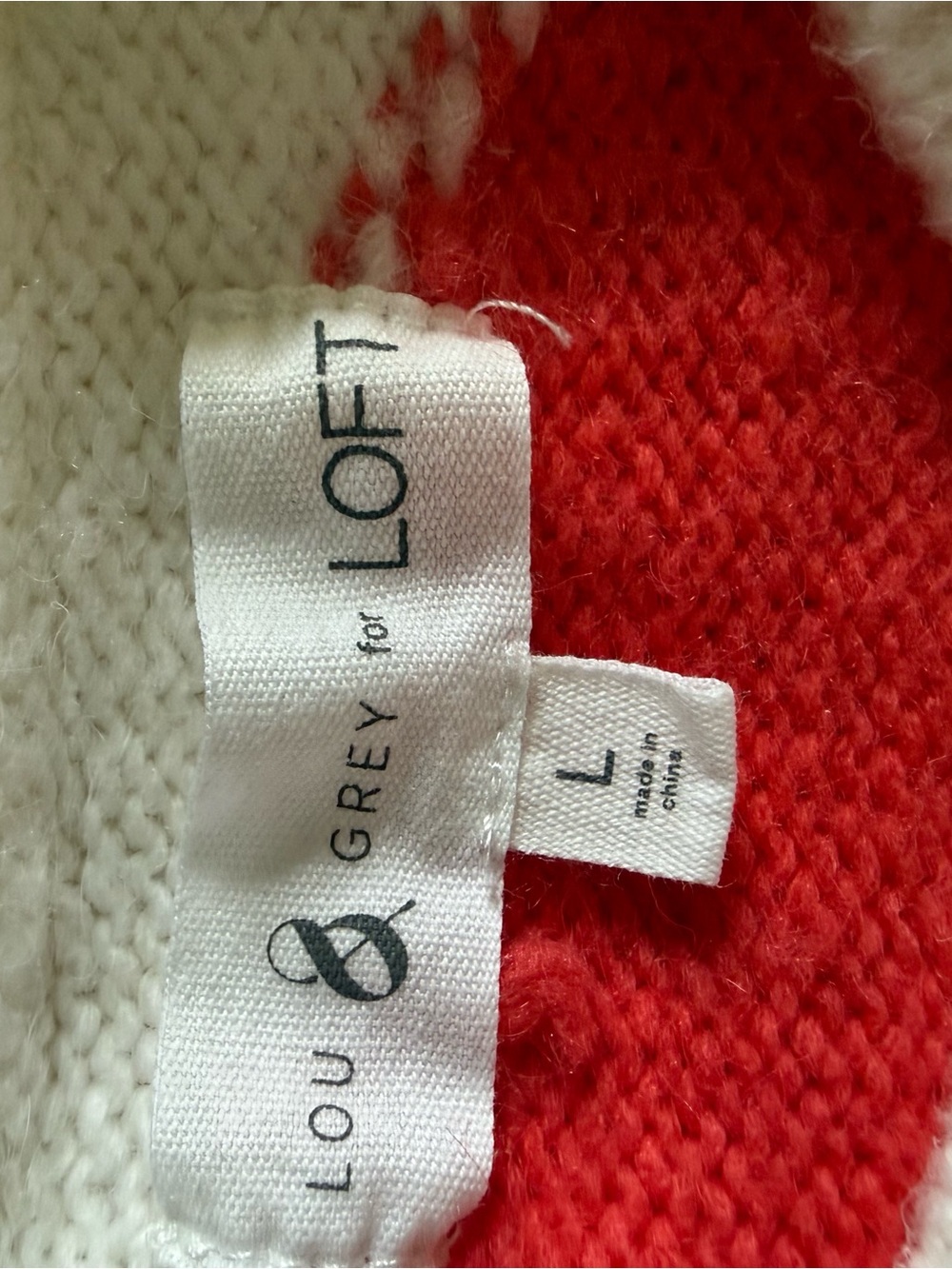 Lou & Grey for Loft Women's Cream Crewneck Sweater with Pink & Red Hearts - Picture 5 of 6
